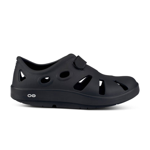 OOFOS Women's OOcandoo - Black