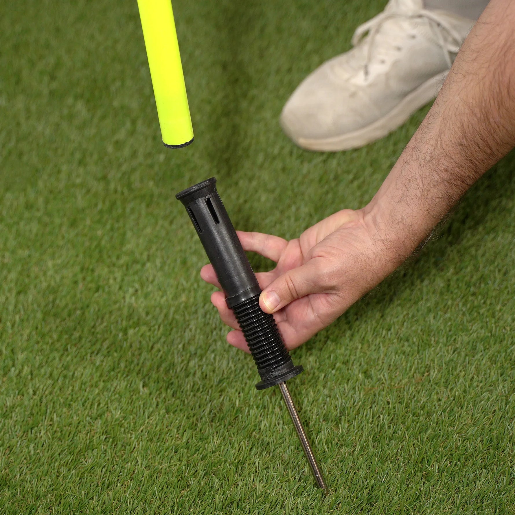 removable spring loaded base on soccer corner flag for football matches 
